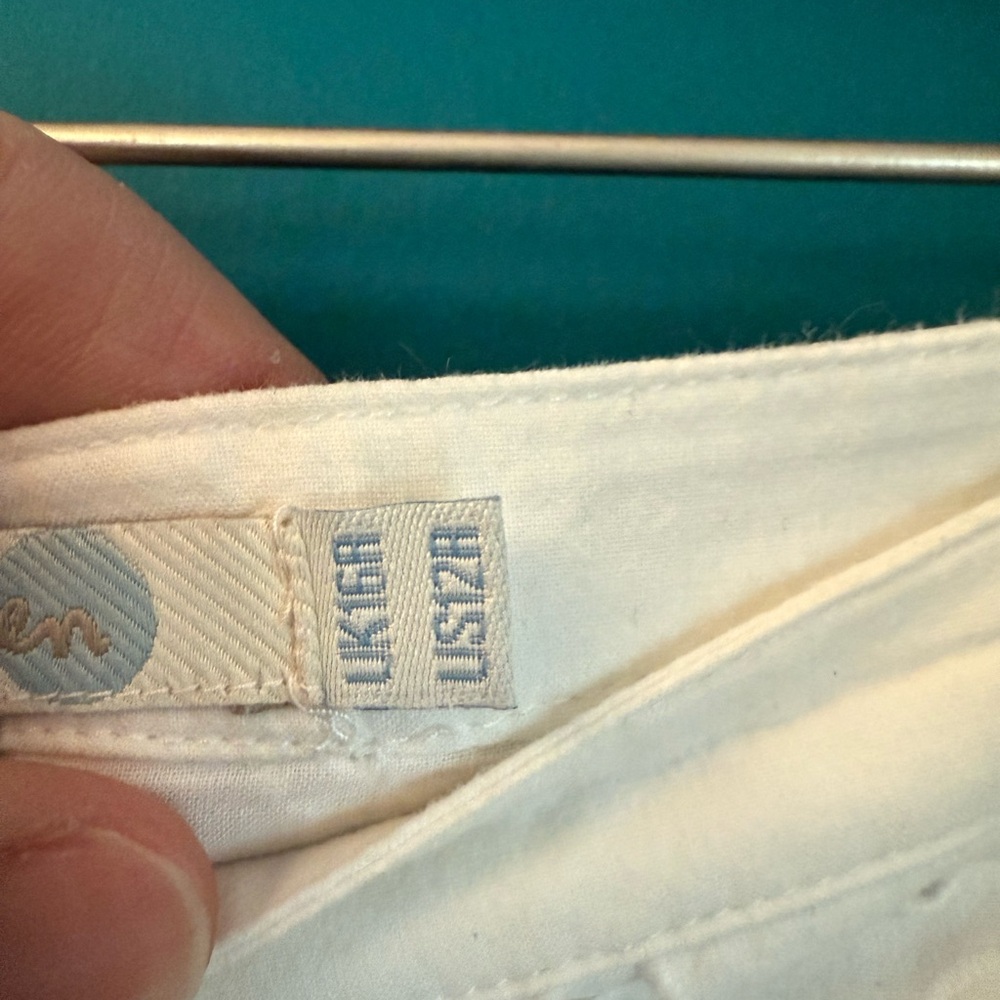 Boden White Eyelet Pencil Skirt - Picture 3 of 12